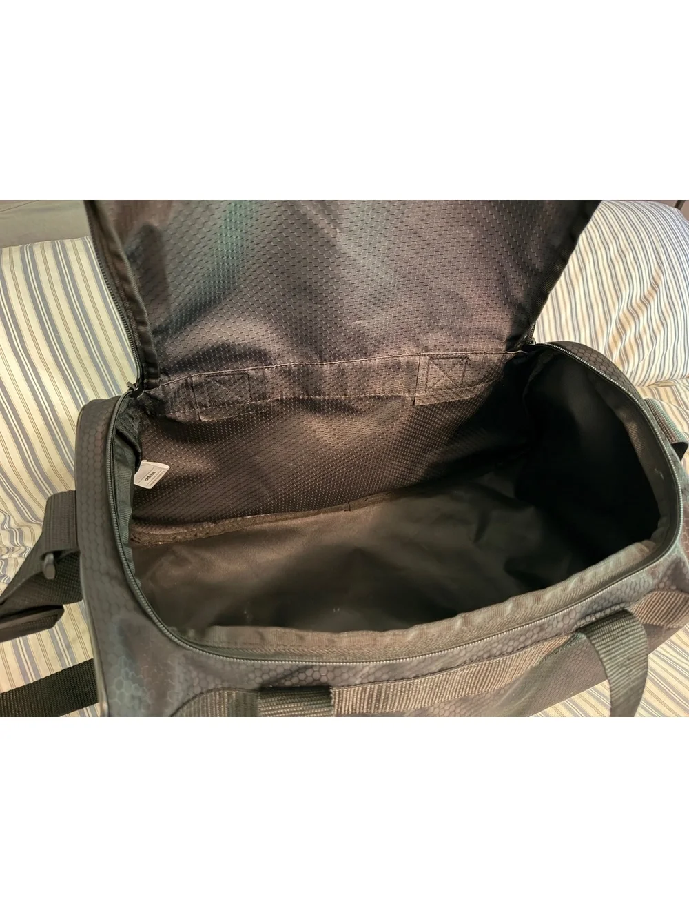 New Adidas Medium Size Duffel Bag